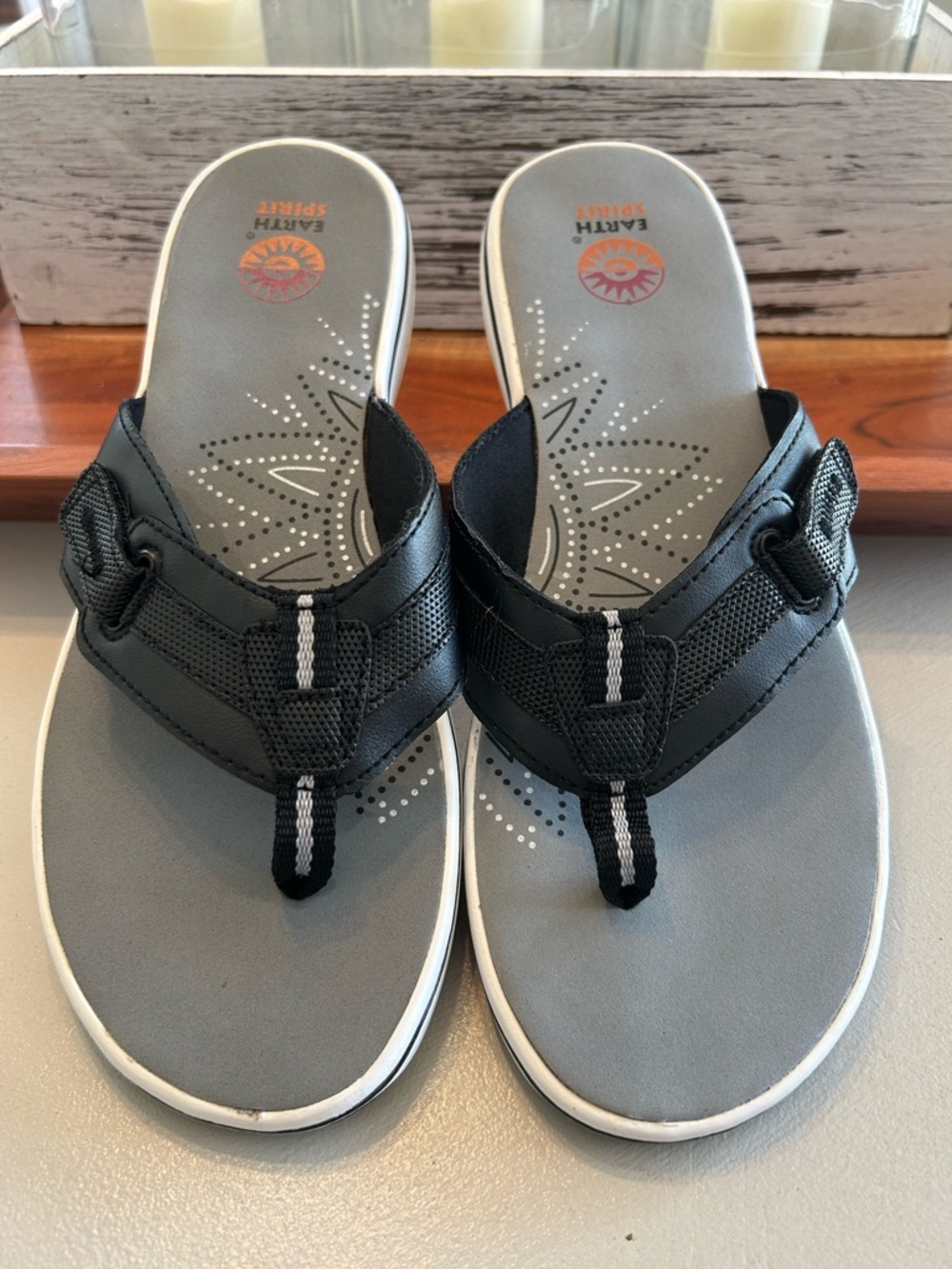 Earth Spirit | Thong Sandals Women’s Size 9